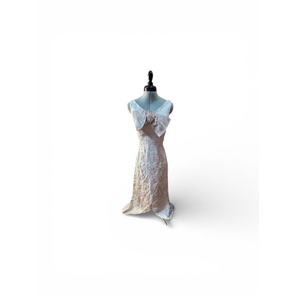 Vintage 1950 Champagne Brocade Evening Dress Satin Bow Sleeveless Sheath Formal